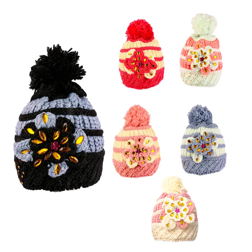 [CP-06] Gorro con pompon en distintos diseños (12 piezas)